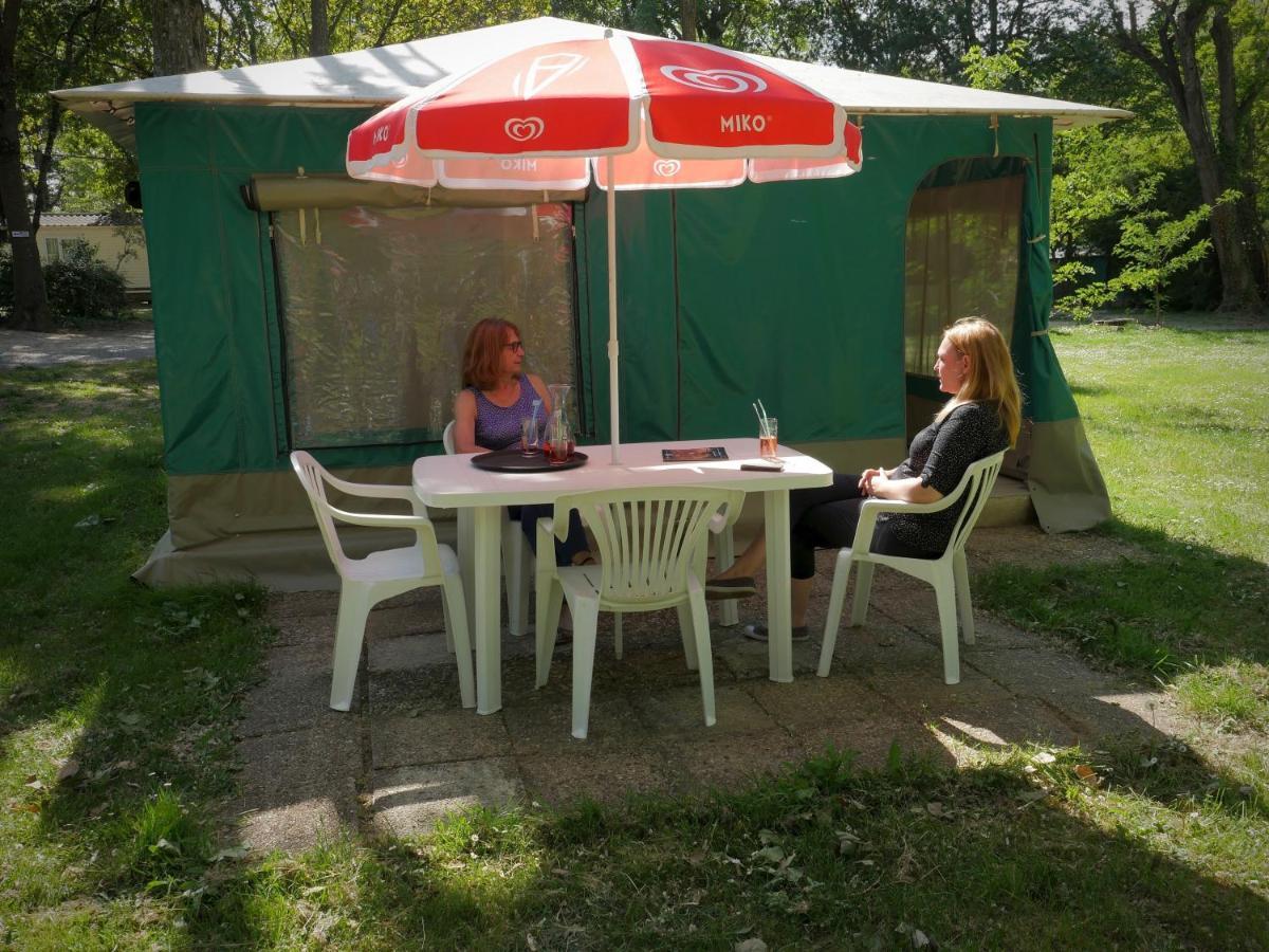 Camping Le Chassezac Sampzon Buitenkant foto