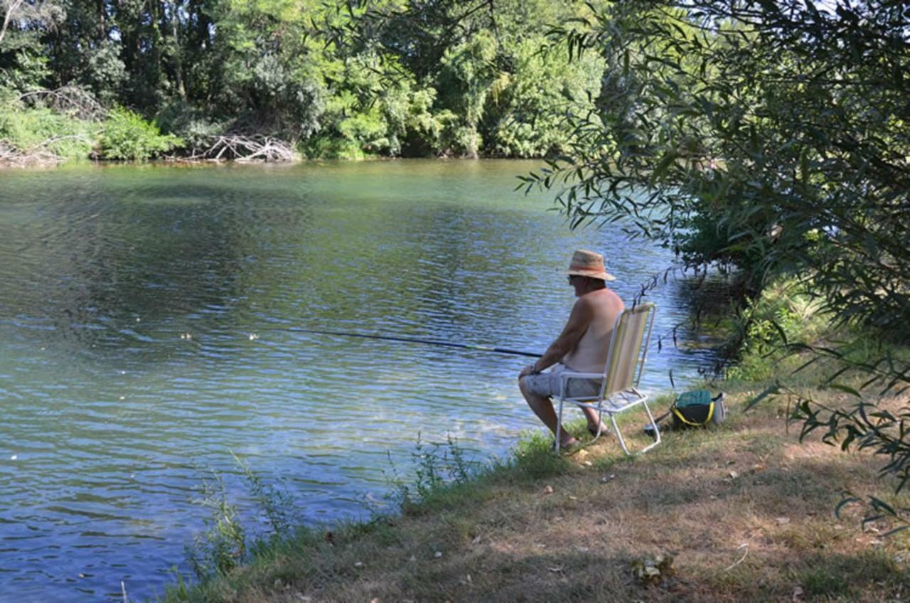 Camping Le Chassezac Sampzon Buitenkant foto